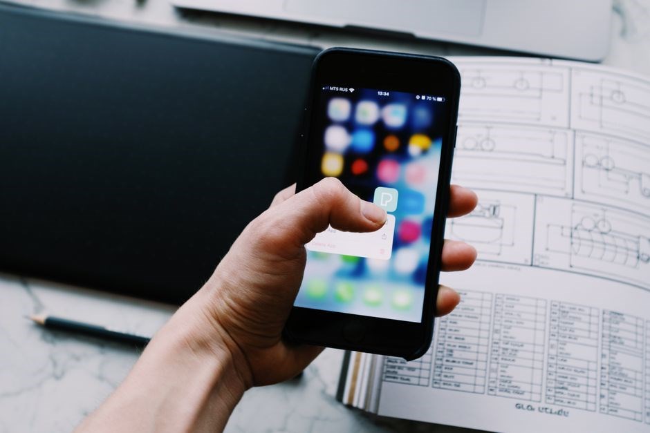 techzz.uk/deducting-your-phone-bill-as-a-business-expense-a-comprehensive-guide/